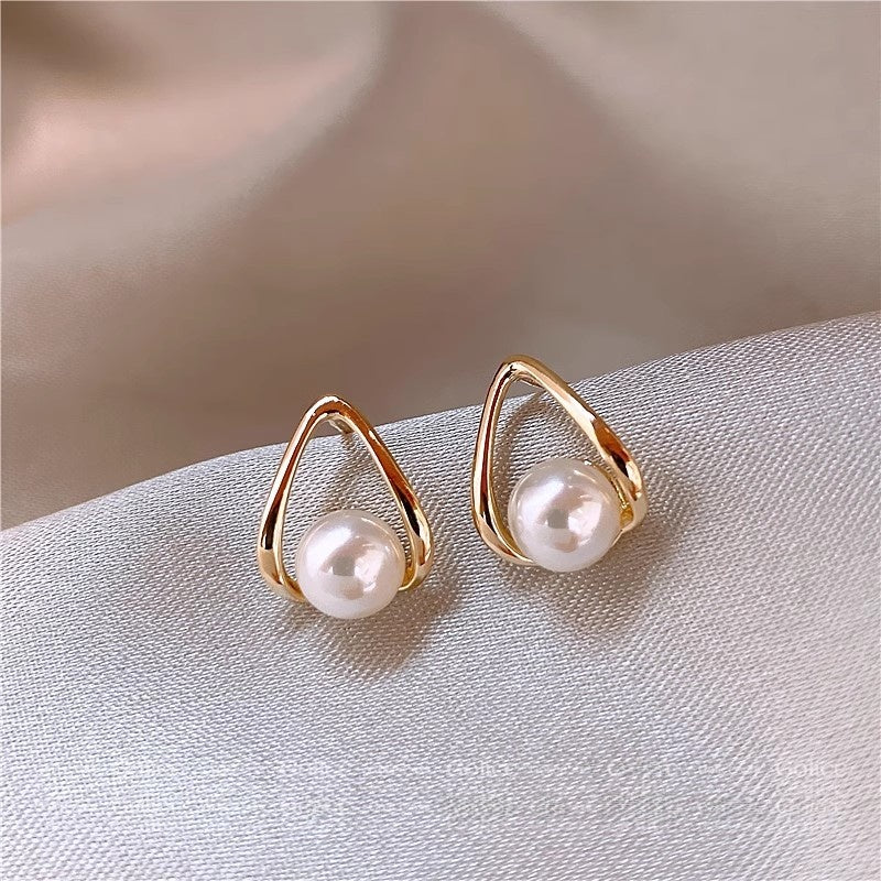 Pearl Geometric Earrings