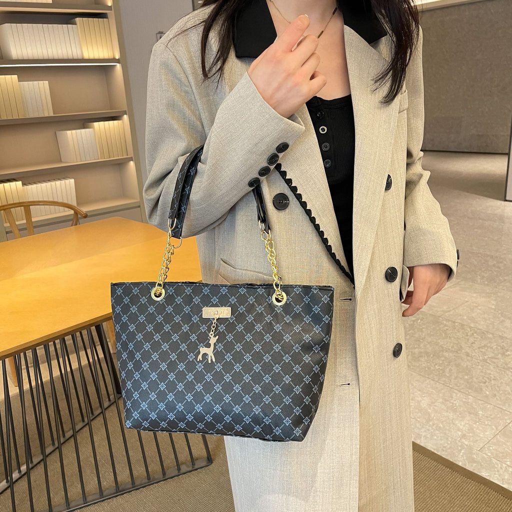Retro Chain Tote Bag with Adjustable Strap