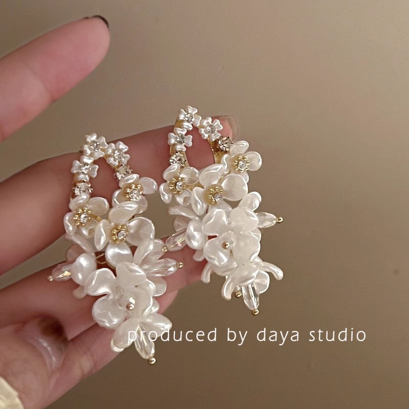 Lirio Charm Bow & Butterfly Earrings