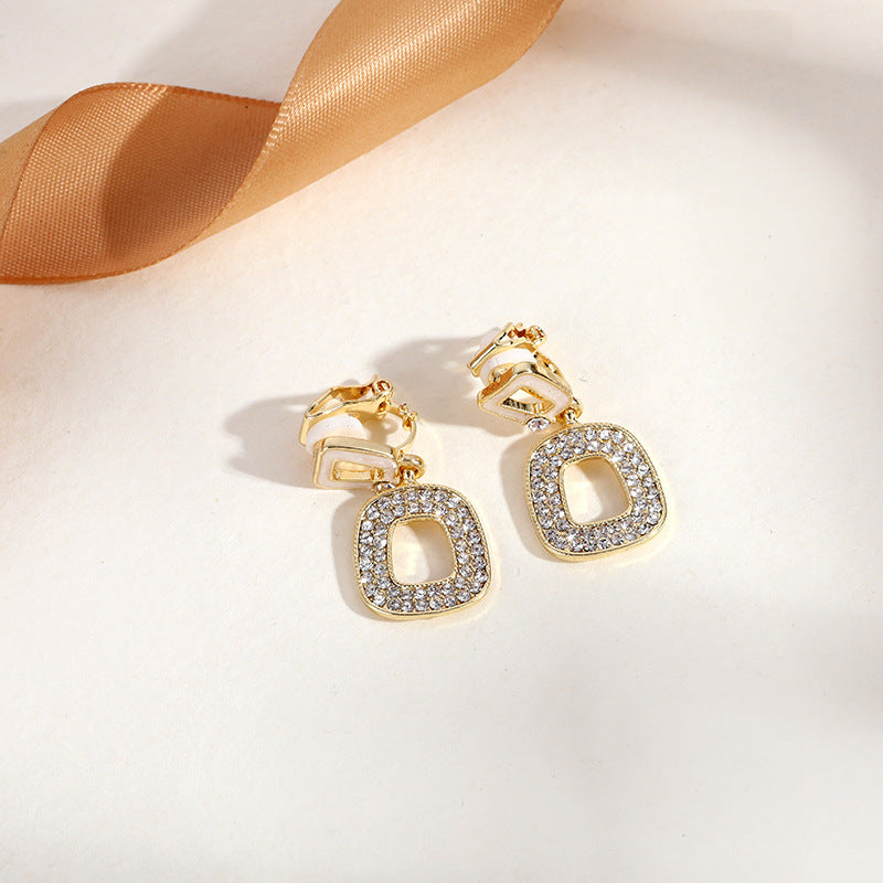 Lustrelace Pearl Ear Clips