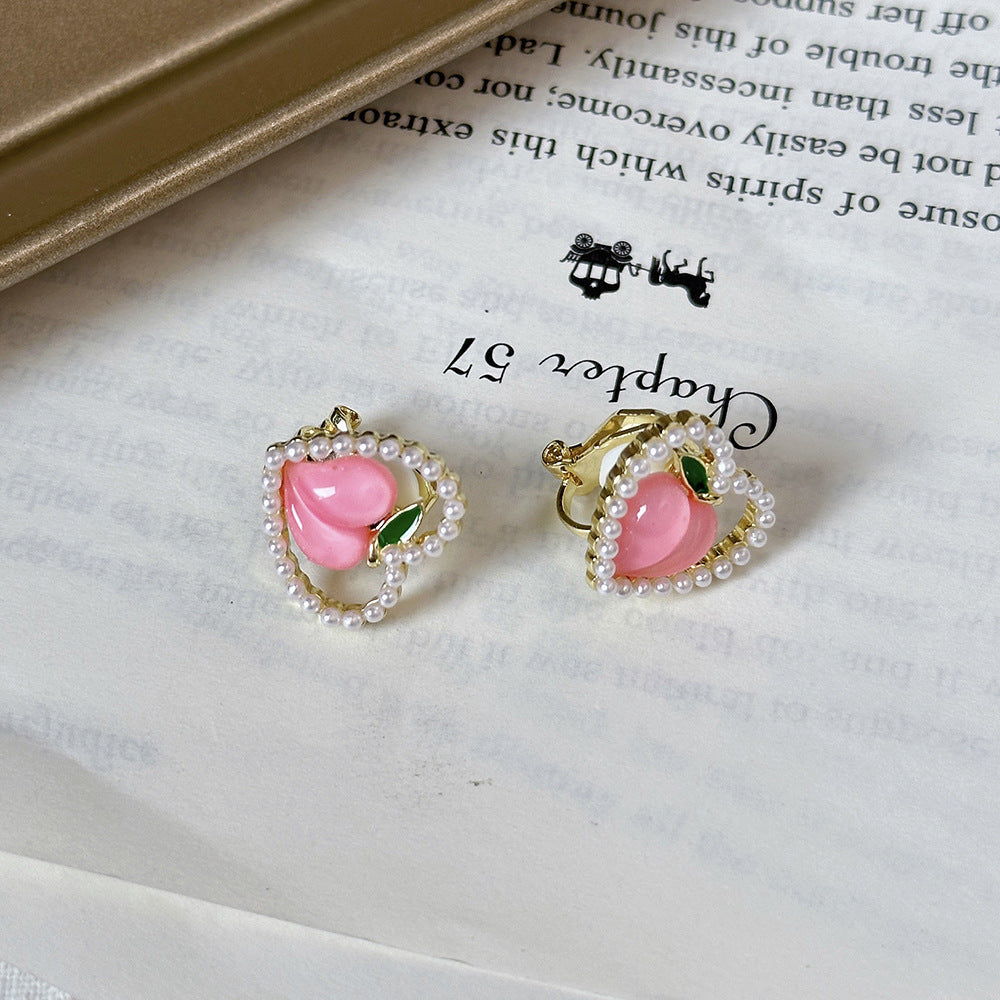 Lustrelace Pearl Ear Clips