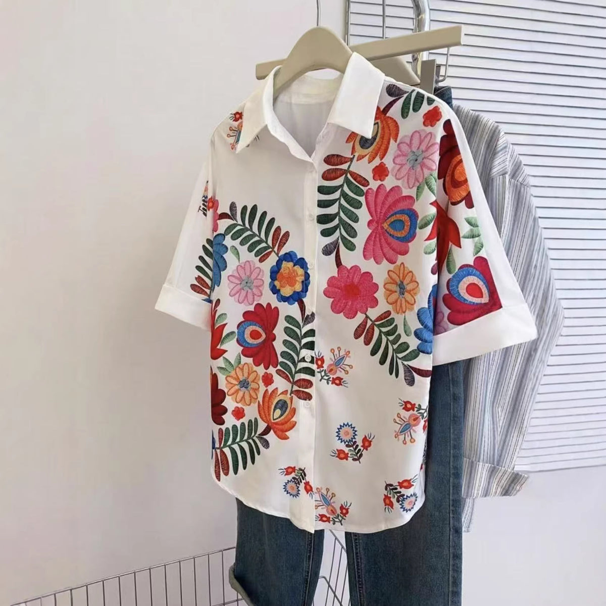 Loose Casual Print Short Sleeve Shirt with Floral Pattern