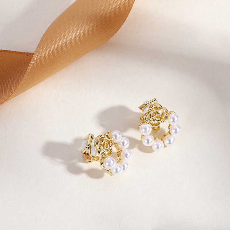 Lustrelace Pearl Ear Clips