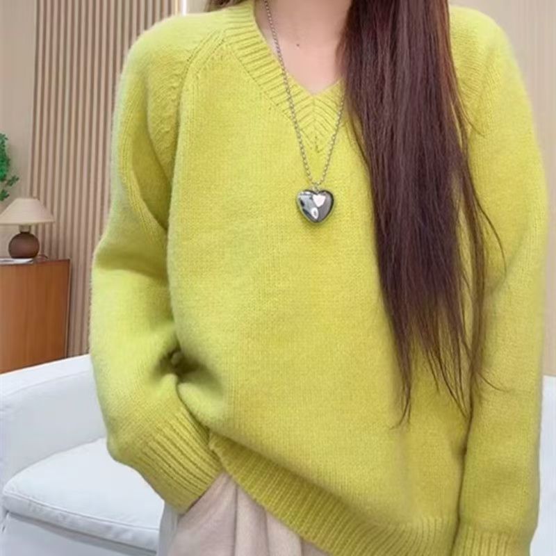 V-neck loose casual long-sleeved knitted sweater