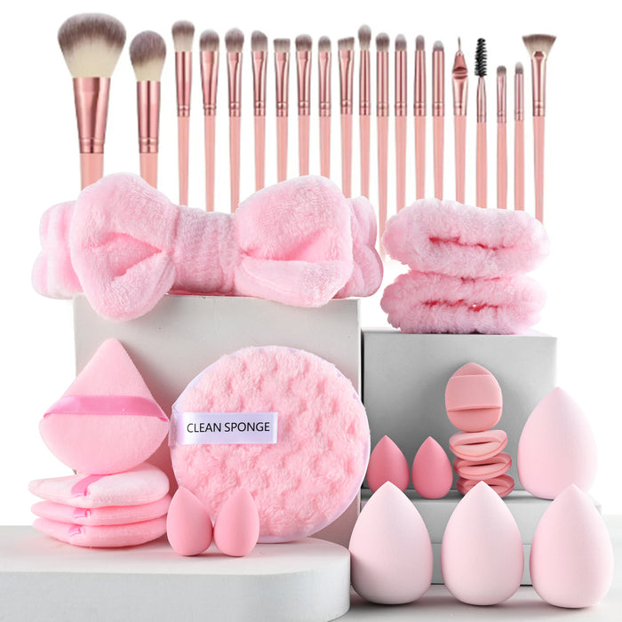 A complete set of 46 brushes