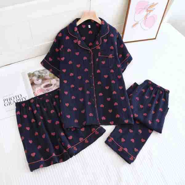 Three-piece lightweight pajama set