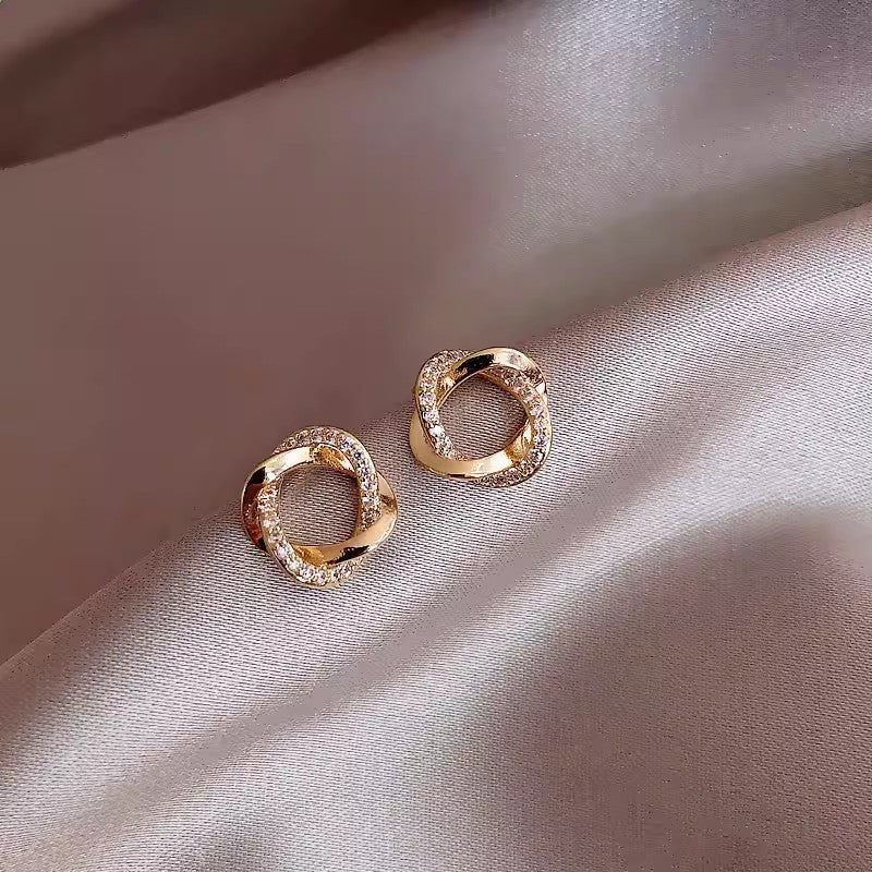 Pearl Geometric Earrings