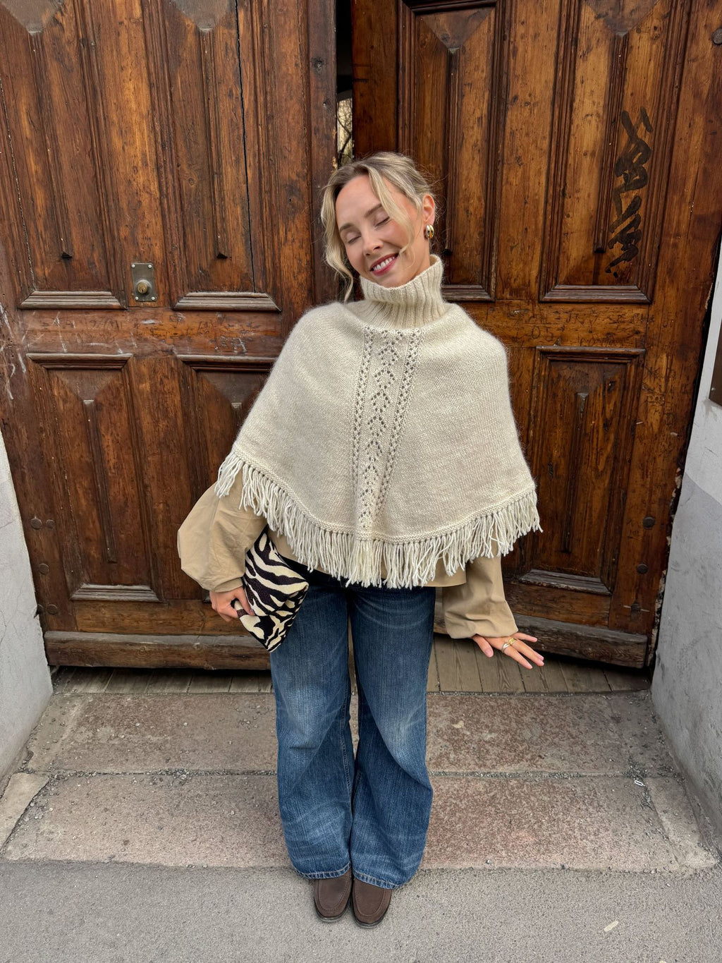 Elegant Tassel Edge Knit Sweater Top