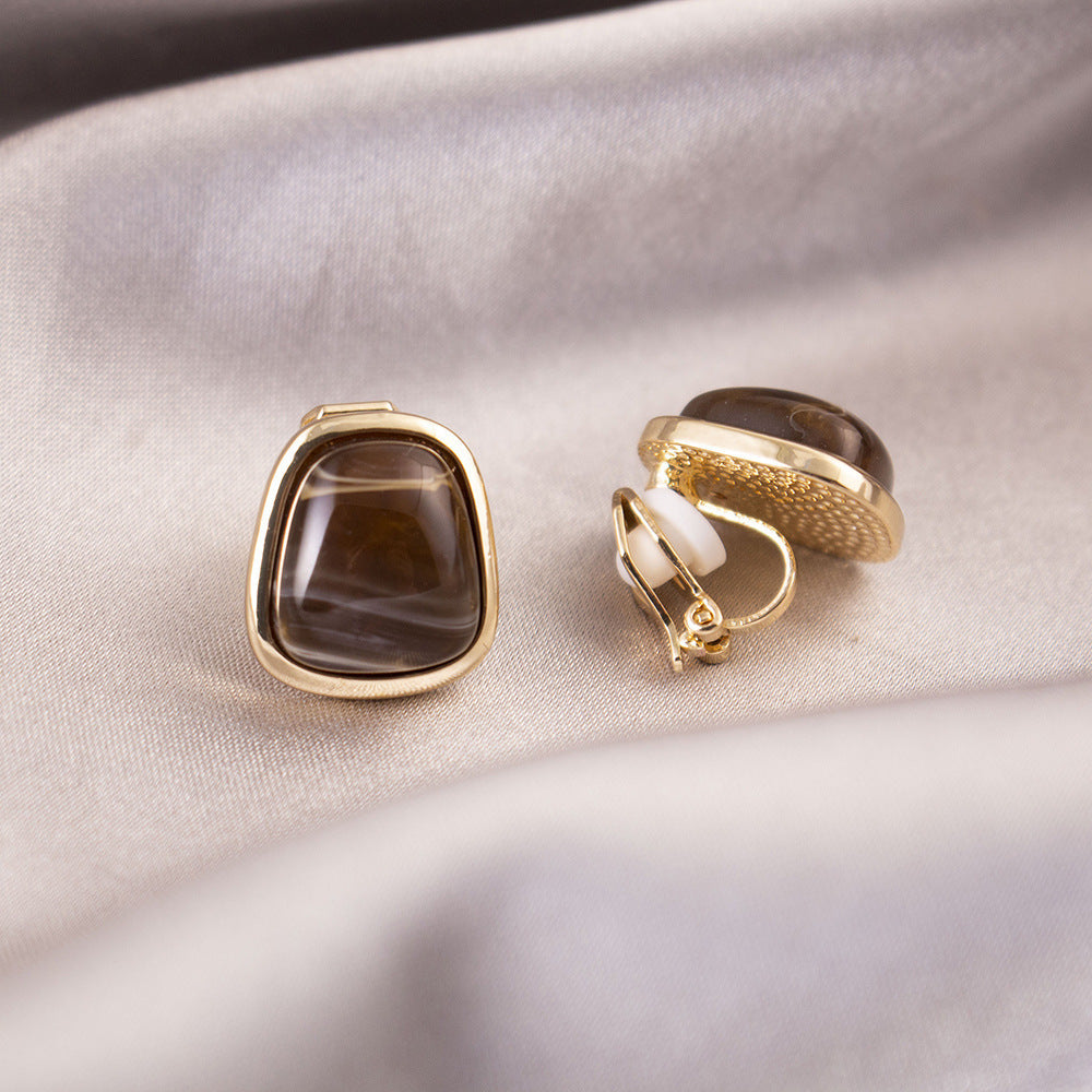 Lustrelace Pearl Ear Clips