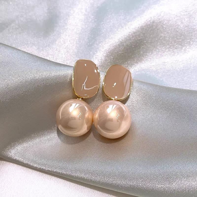 Pearl Geometric Earrings