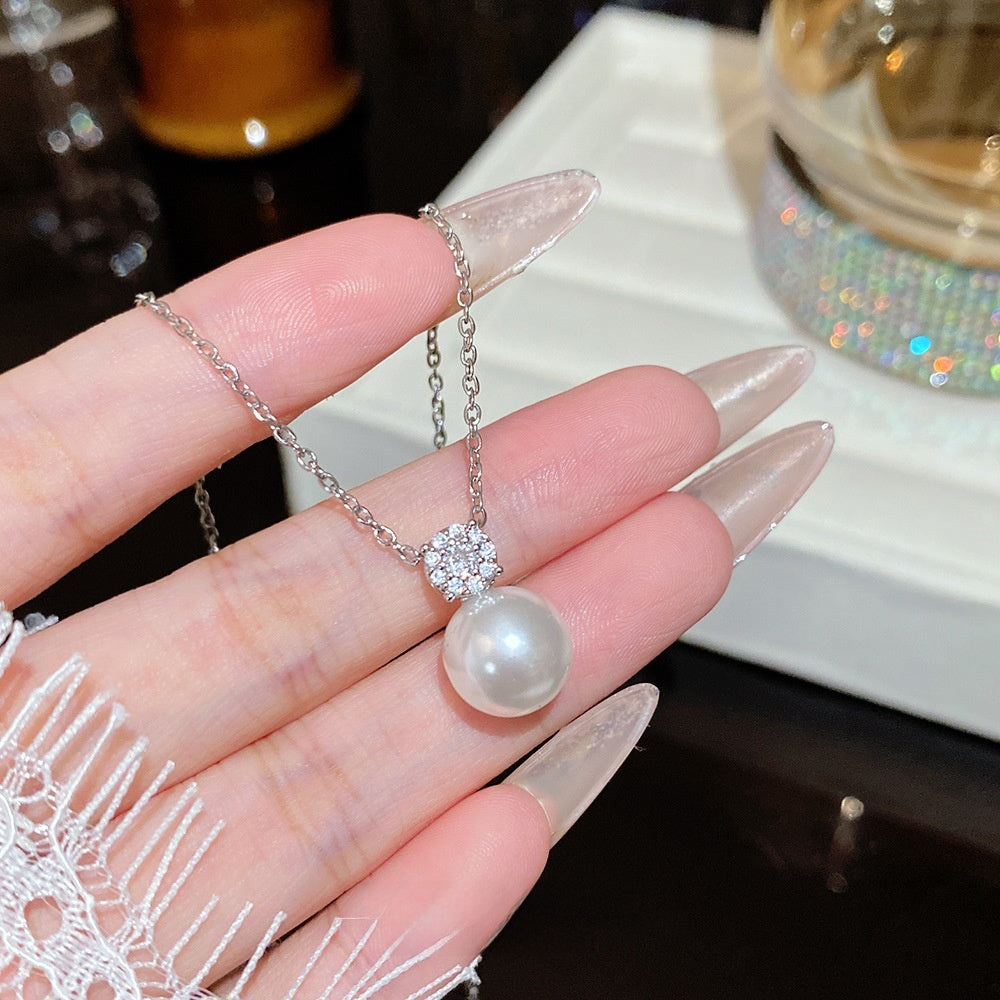 Titanium Steel Zircon Necklace with Geometric Pendant