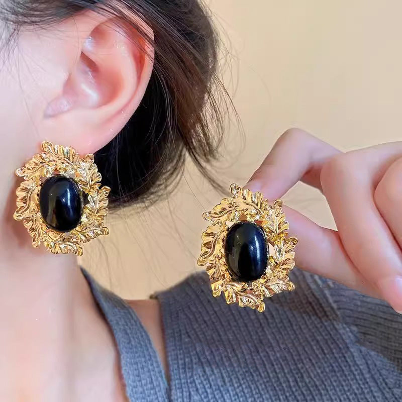 Linea Geometric Metal Earrings