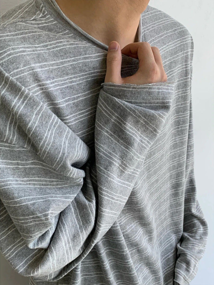 Mens Striped Long Sleeve T-Shirt with Curled Stripes and Round Neck