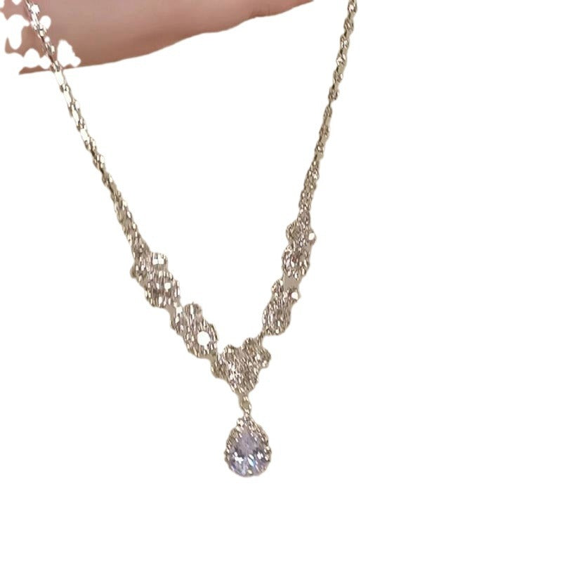 Super sparkly zircon necklace