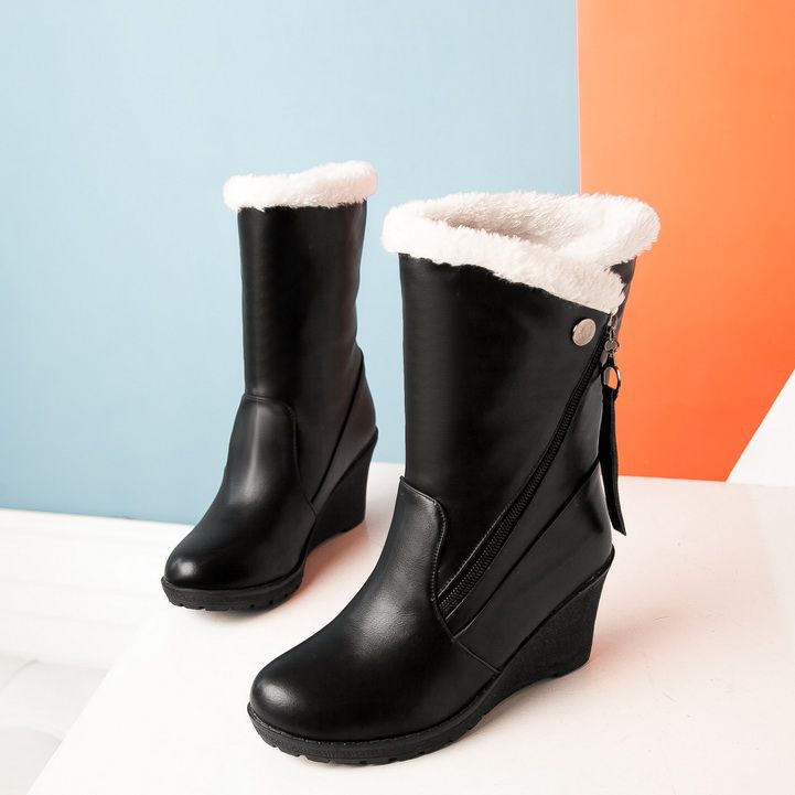 Snow Boots