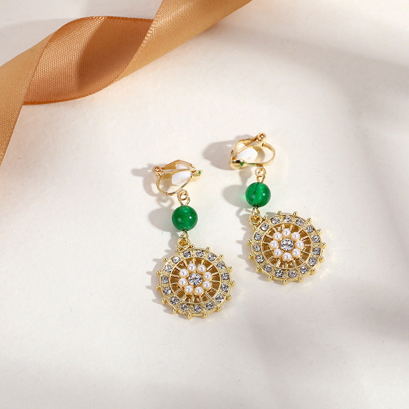 Lustrelace Pearl Ear Clips