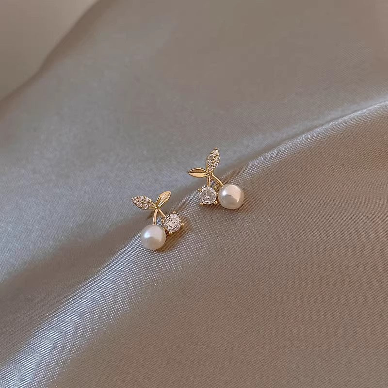 Pearl Geometric Earrings