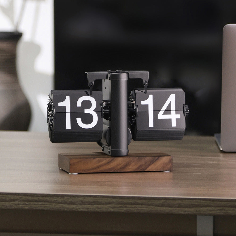Automatic Flip Page Clock Retro Design