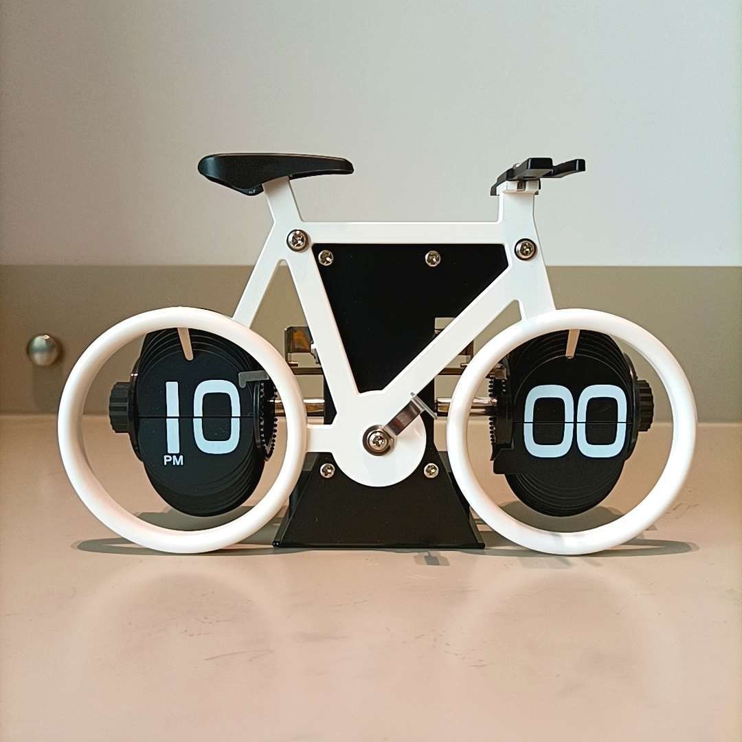 Automatic Flip Page Clock Retro Design