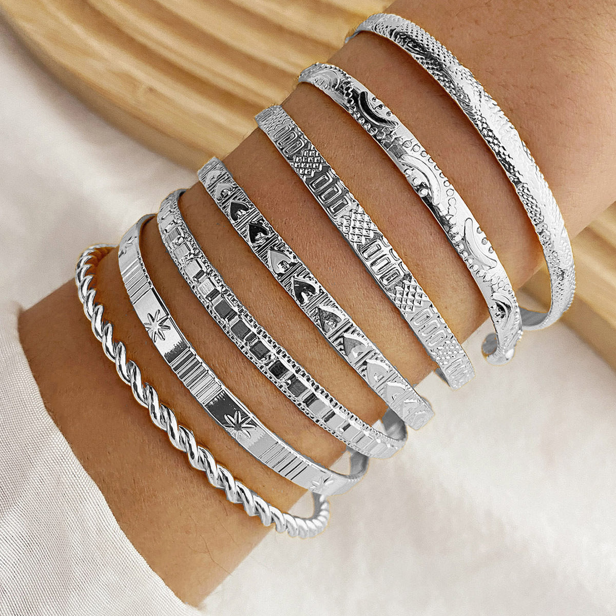 Geometric Heart Knot Bracelet Set