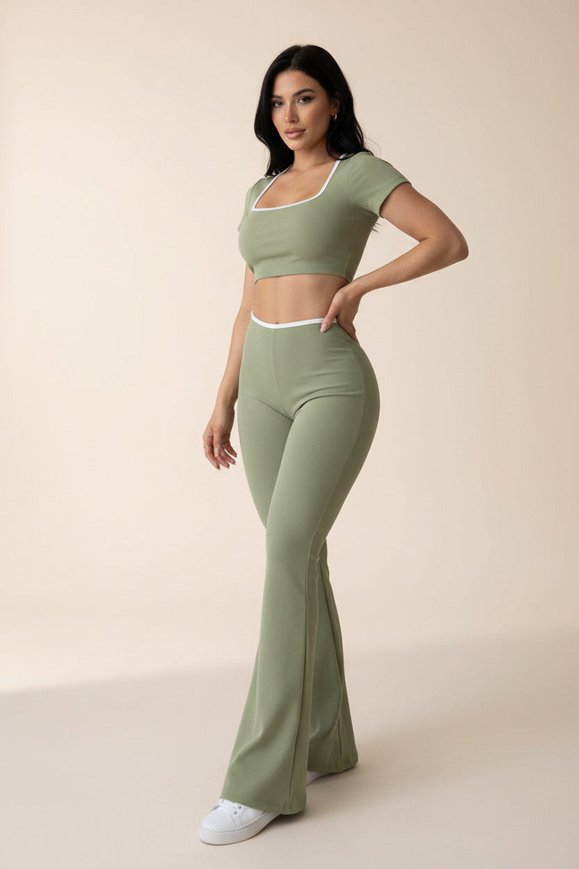 VeroFit Crop & Flare Set