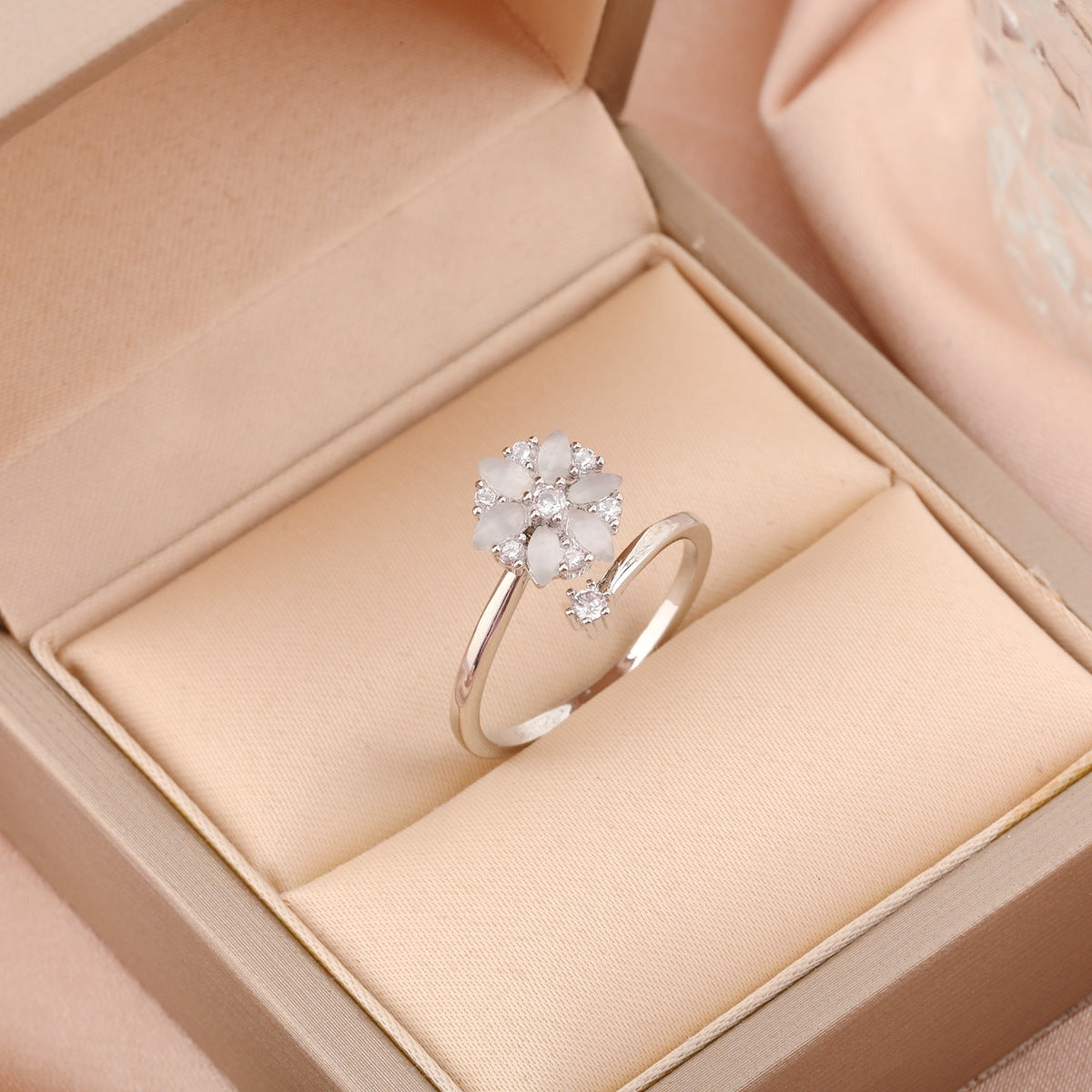 Adjustable Spinning Zircon Copper Ring