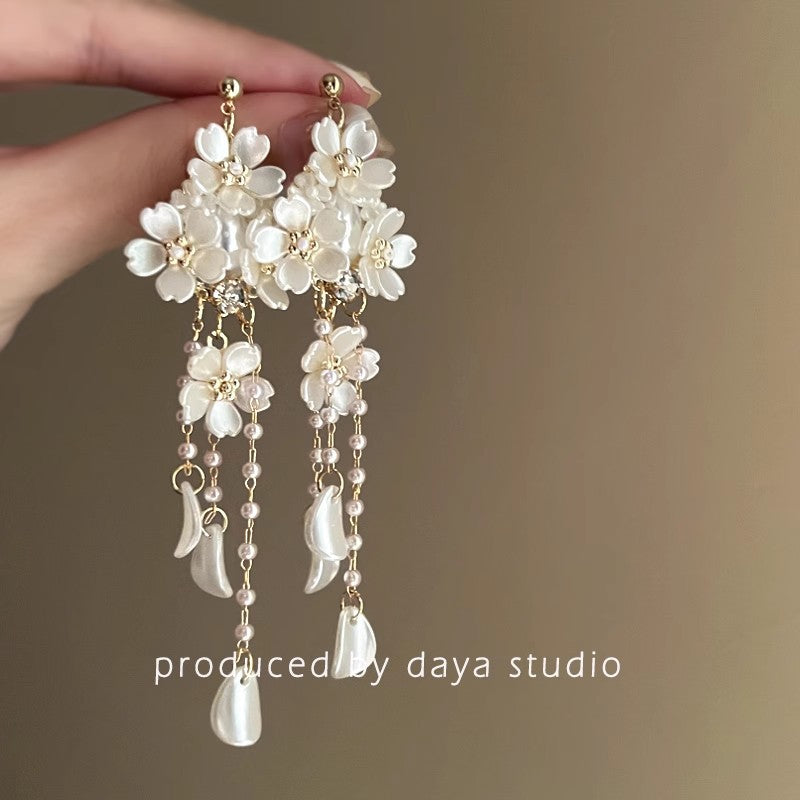 Lirio Charm Bow & Butterfly Earrings