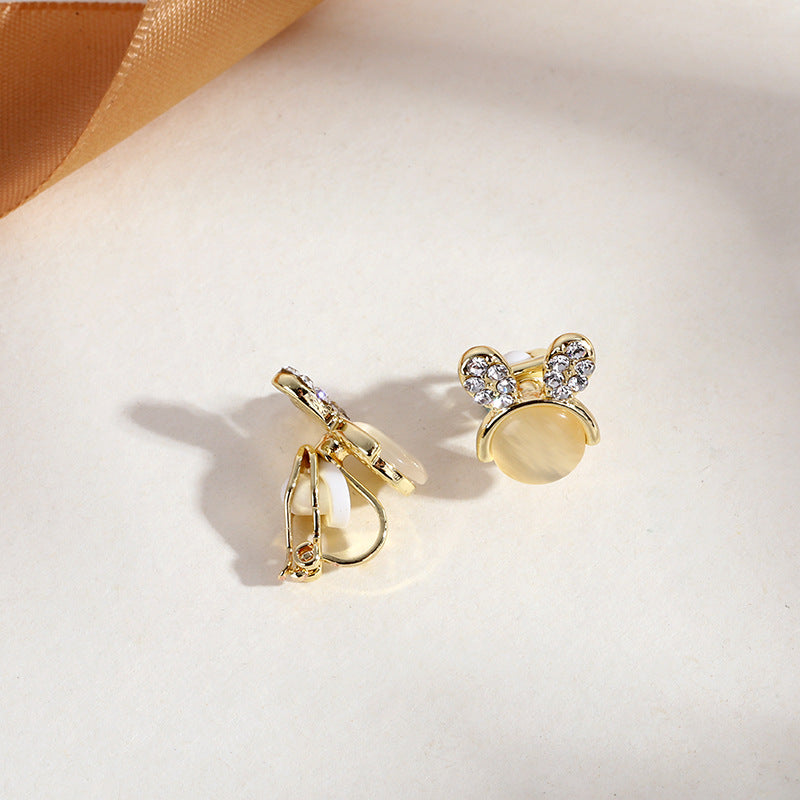 Lustrelace Pearl Ear Clips