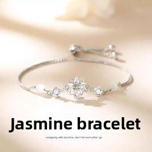 Cool and Elegant Winter Snowflake Exquisite Light Luxury Niche Design Zircon High-End Adjustable Fashion Bracelet