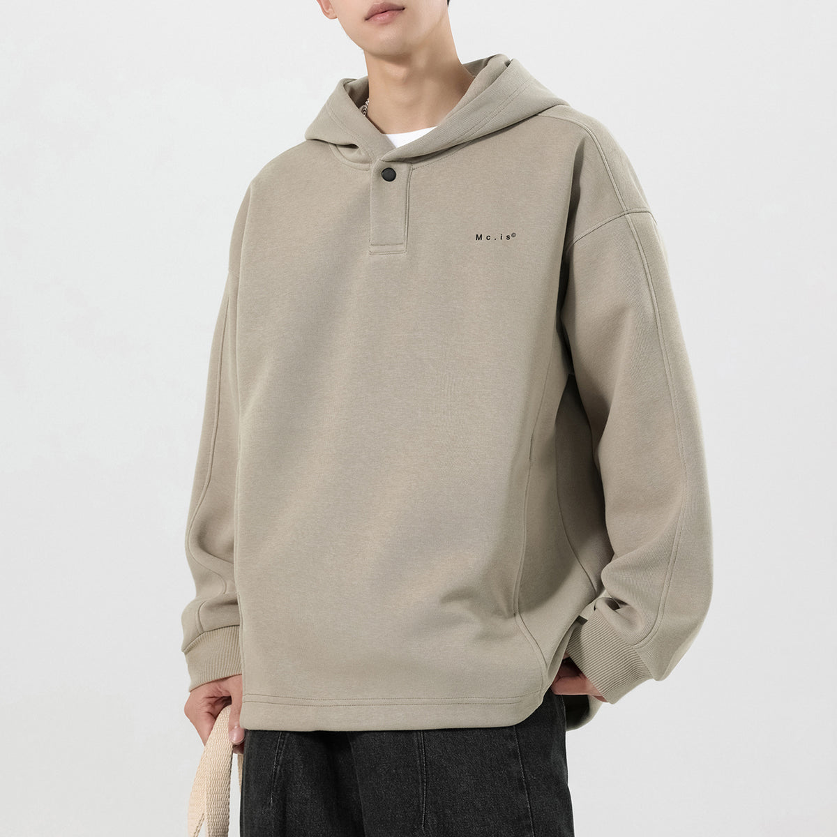 Men's Deconstructed Hoodie Drawstring Hem Letter Print Pullover Sweatshirt