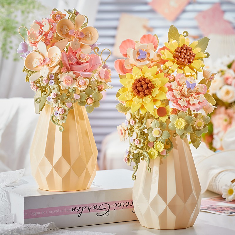 DIY Building Block Flower Bouquet
