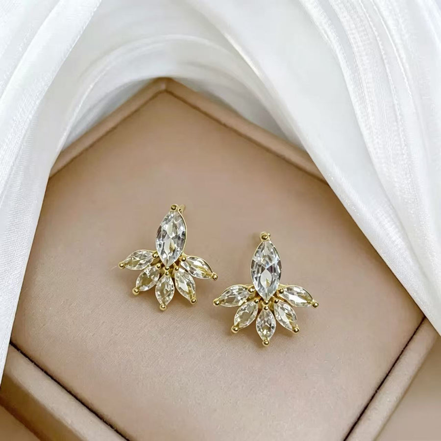 Flower Zircon Necklace Earrings Set