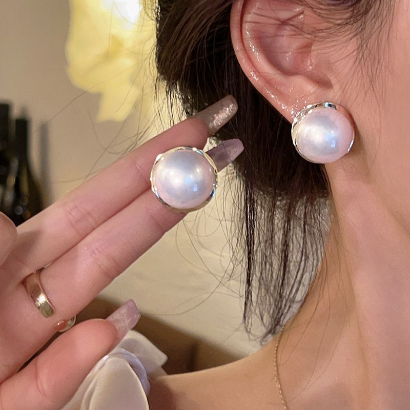 Lustre Bloom Silver Pearl Earrings
