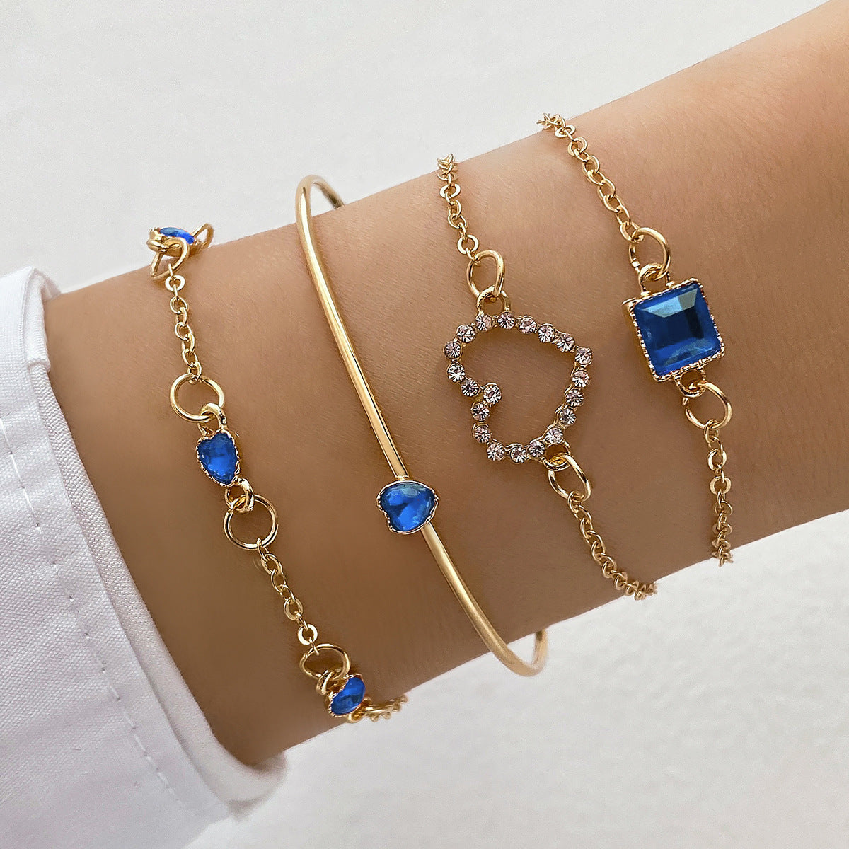 Geometric Heart Knot Bracelet Set