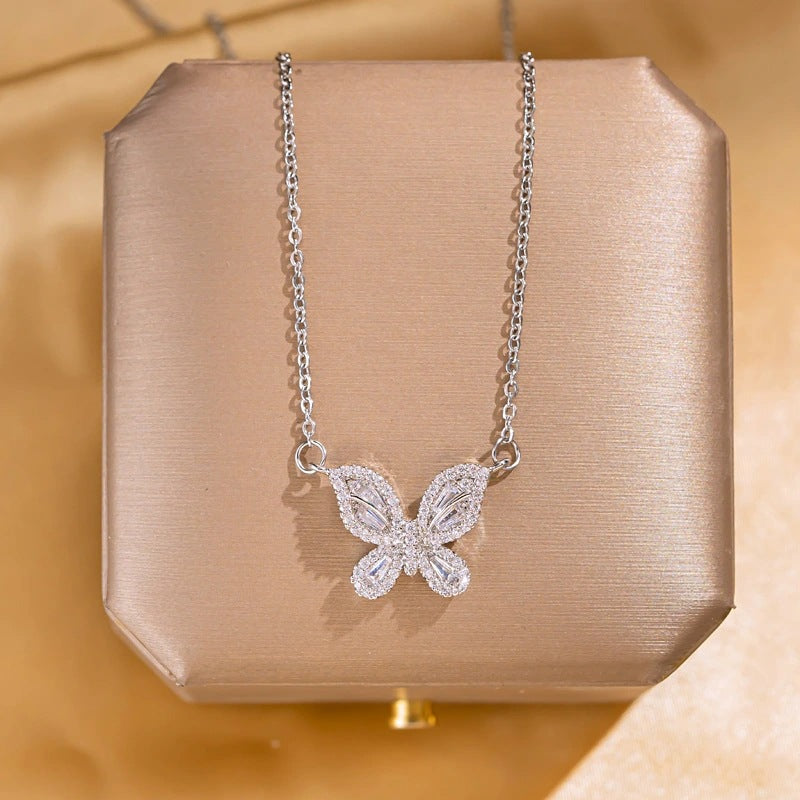Pendant Necklace