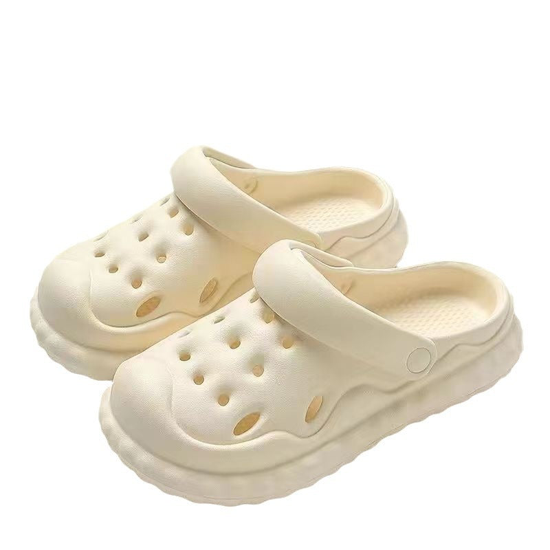 Thick-soled clogs can be worn outside