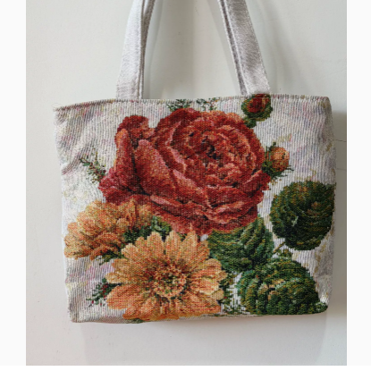 Artistic and Fresh Style Cotton and Linen Embroidered Bag