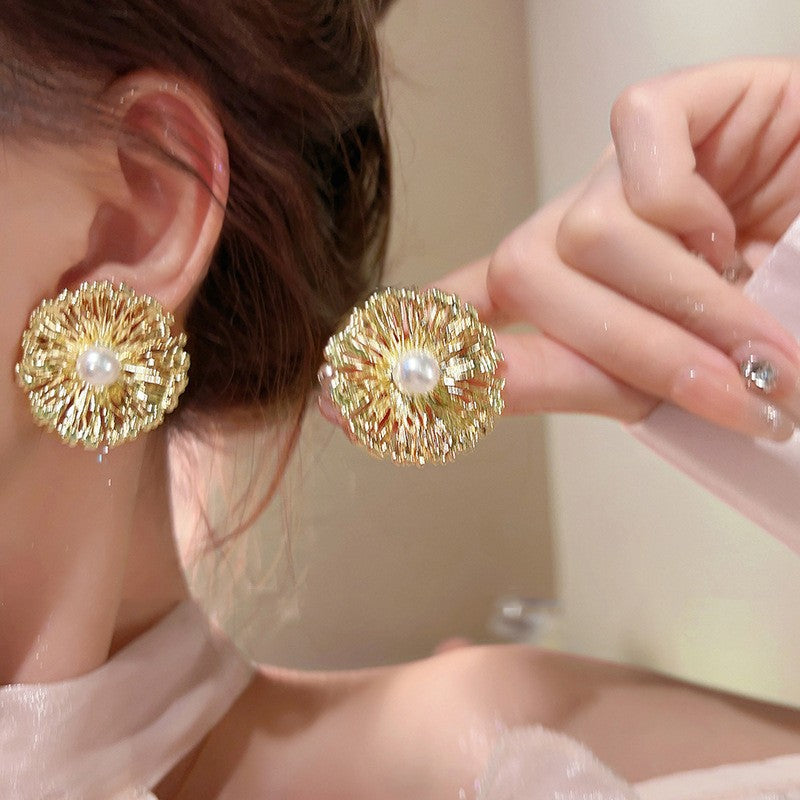 Linea Geometric Metal Earrings