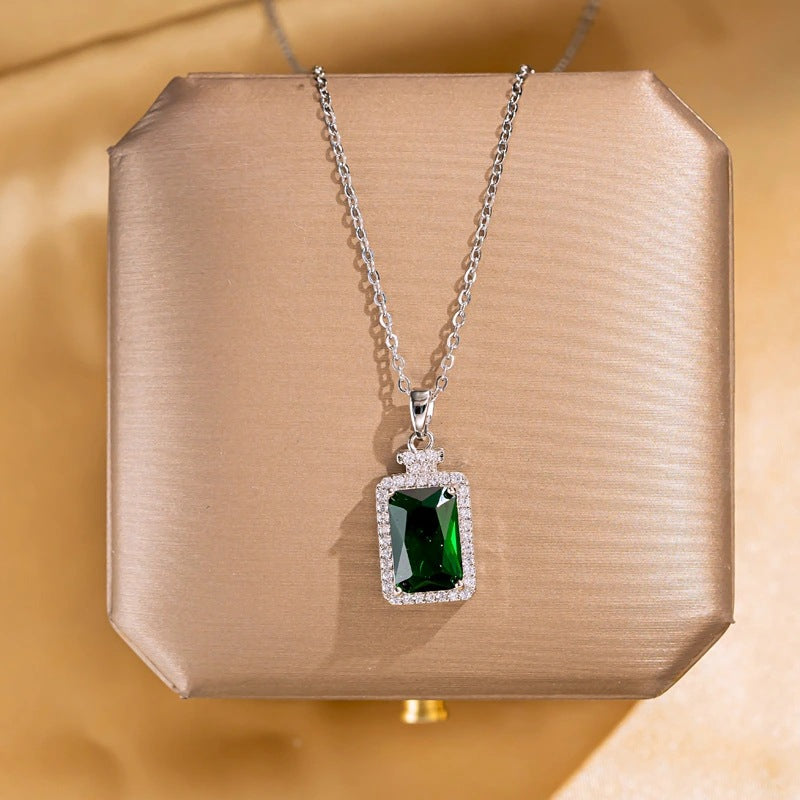 Pendant Necklace