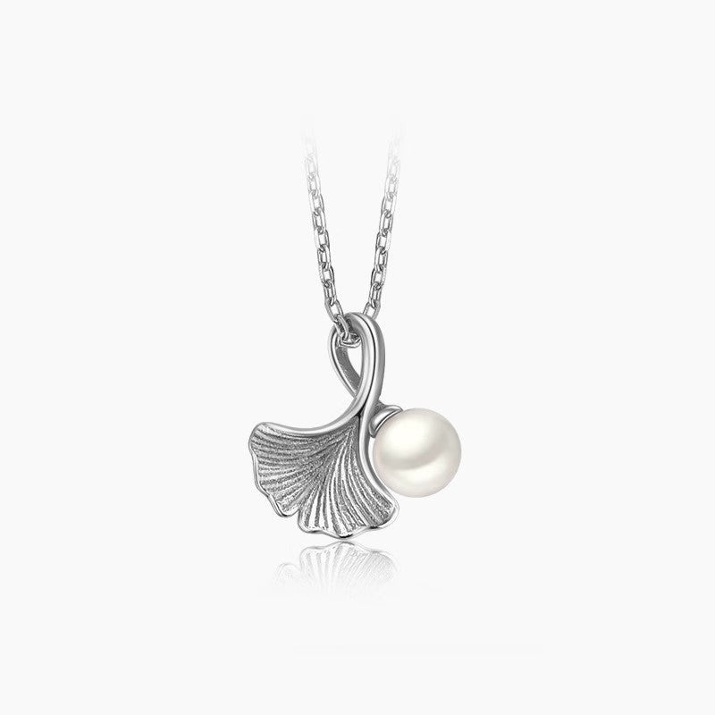 Elegant Ginkgo Leaf Pearl Necklace