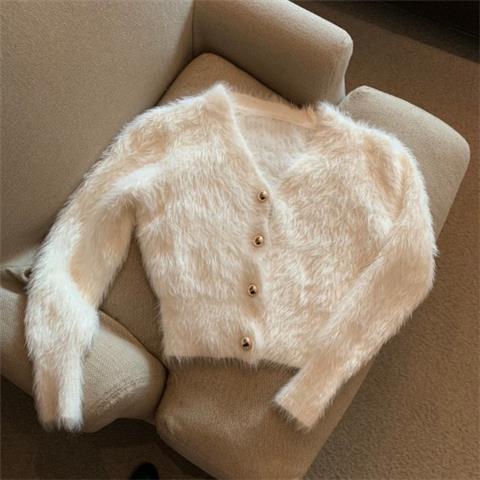 Knitted cardigan sweater coat