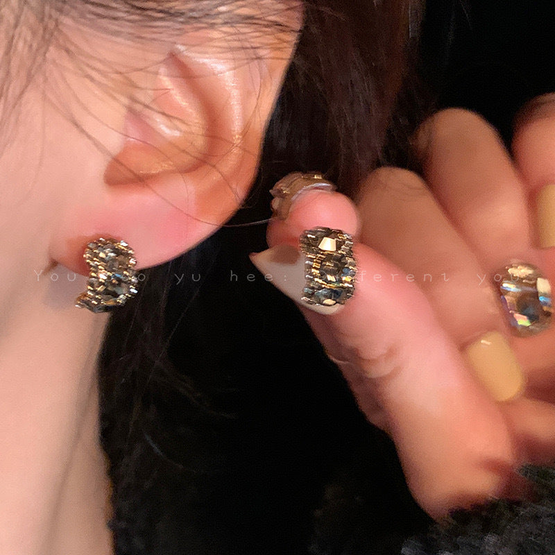 Lustre Bloom Silver Pearl Earrings