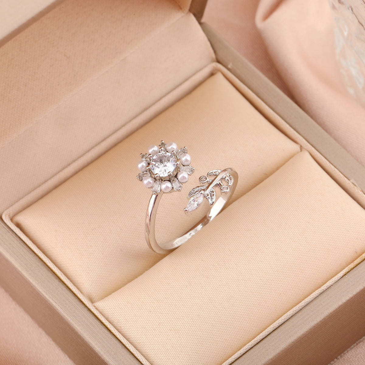 Adjustable Spinning Zircon Copper Ring