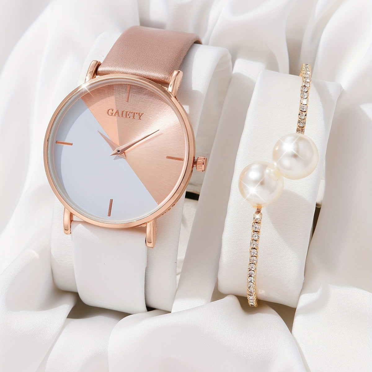 Two-color simple quartz watch