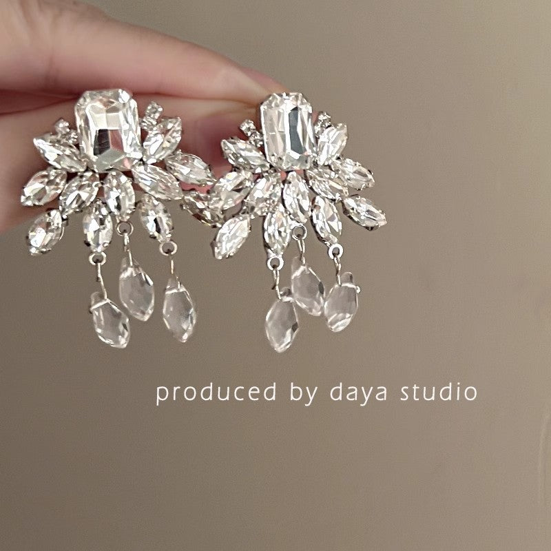 Lirio Charm Bow & Butterfly Earrings