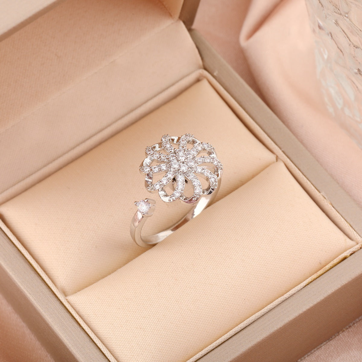 Adjustable Spinning Zircon Copper Ring