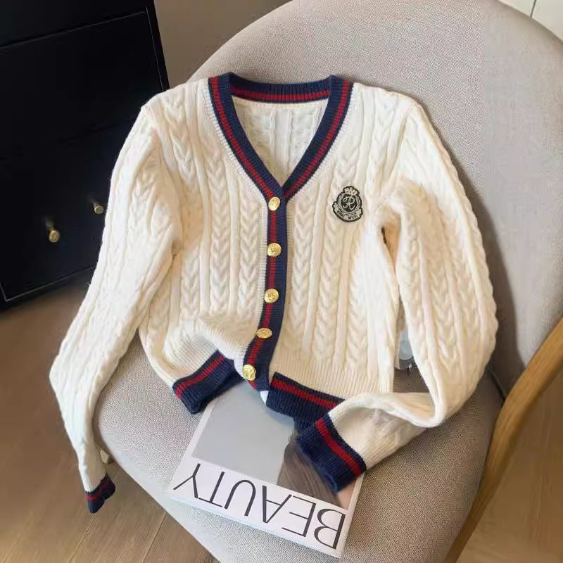 Retro V-neck Cable Knit Cardigan