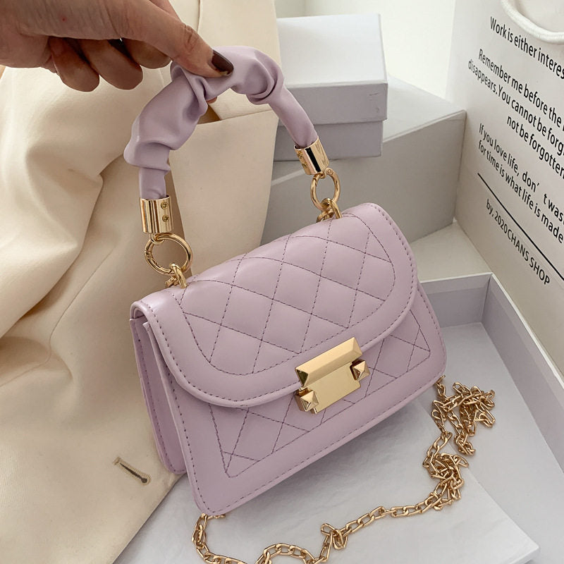 Lady's shoulder bag