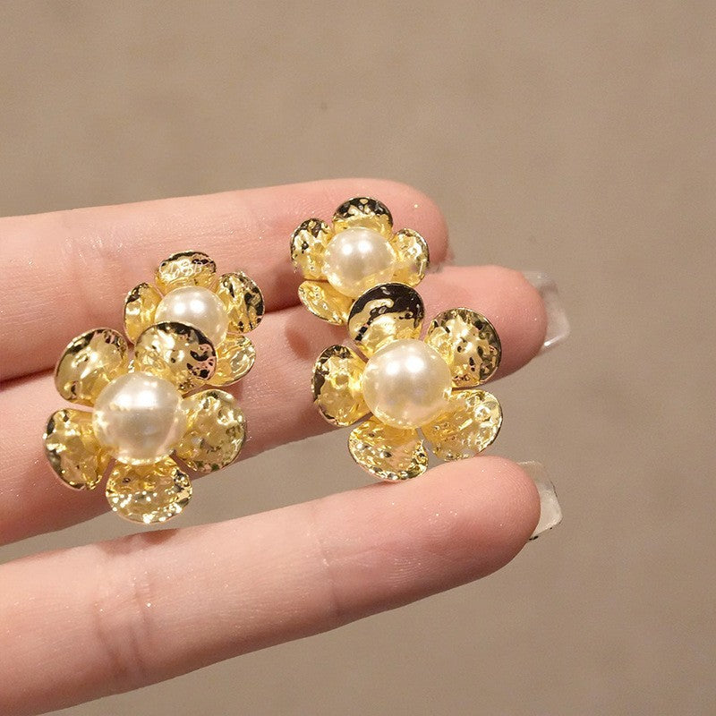 Linea Geometric Metal Earrings