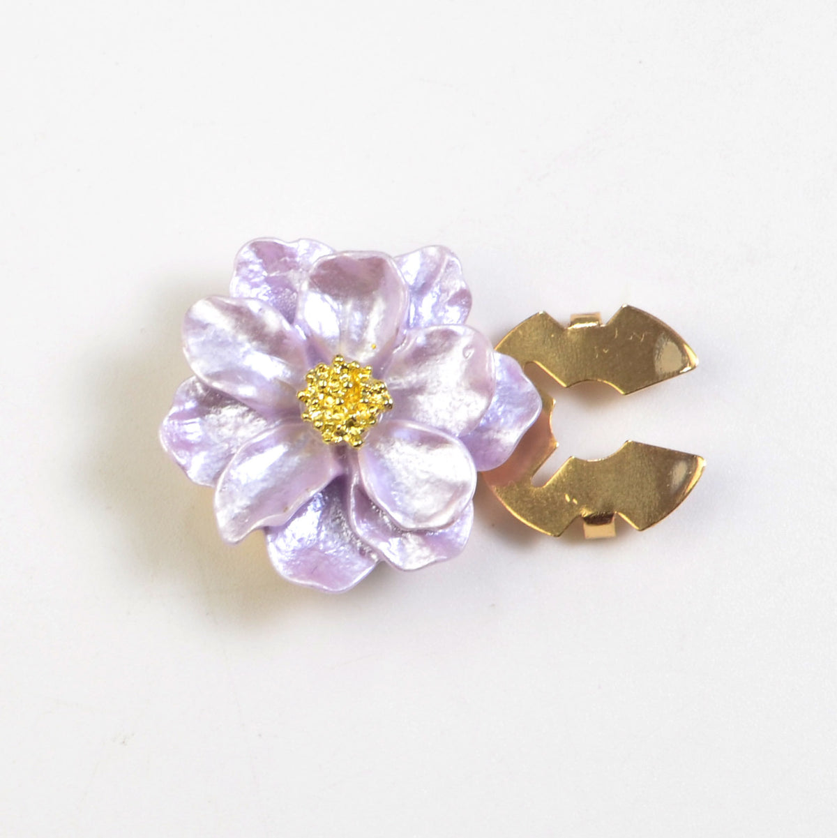 Pearlescent Floral Button Cover
